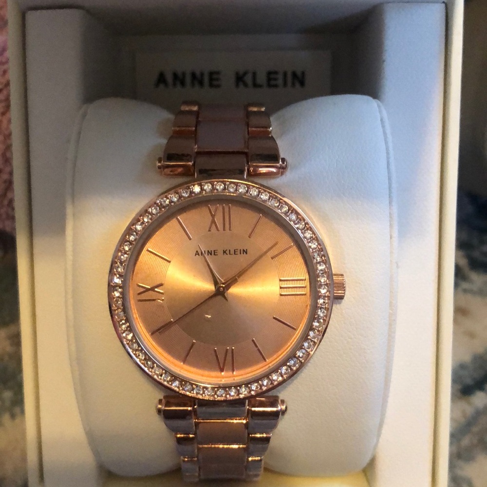 Beautiful Rose gold Anne Klein watch